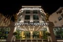 Hotel S White